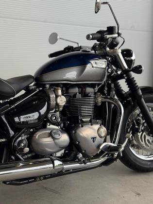 TRIUMPH BONNEVILLE SPEEDMASTER TRIUMPH BONNEVILLE SPEEDMASTER